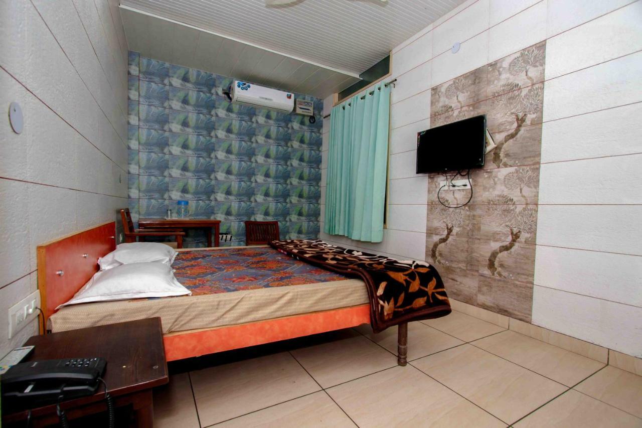 National Guest House Τζαλαντάρ Εξωτερικό φωτογραφία